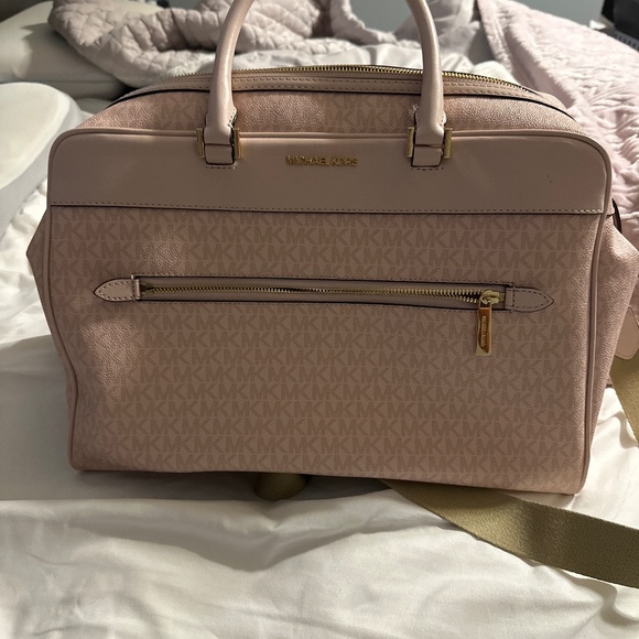 Michael Kors Weekender Bag - Picture 1 of 3